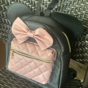 Cute mini backpack, new, quilted zipper pocket